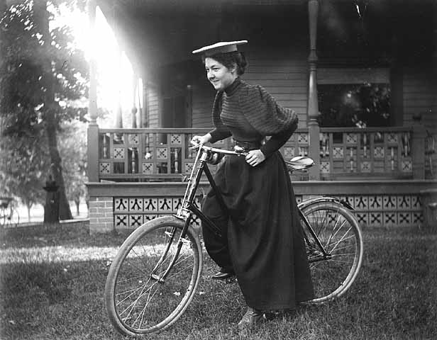 Woman and bicycle | MNopedia