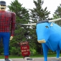 Paul Bunyan and Babe the Blue Ox statues