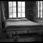 Sleeping alcove in Jun Fujita’s cabin