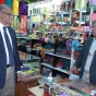 Photograph of AMISOM Ambassador Maman Sidikou with a Somali Minnesotan business owner.