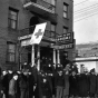 A crowd watches a fire at the Marlborough Apartment Hotel, Minneapolis