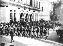 Black and white photograph of the Minnesota Home Guard on parade in St. Paul, 1917.