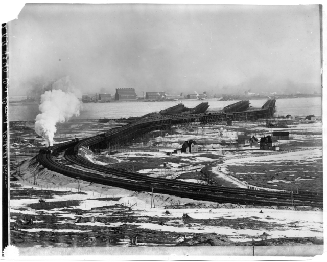 Black and white photograph of the ore docks at Duluth, 1903.
