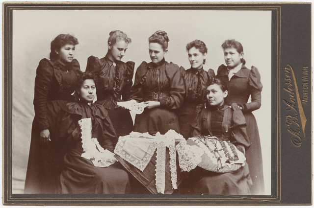 Photograph of Sybil Carter and Indian lace makers at Leech Lake, ca. 1896.