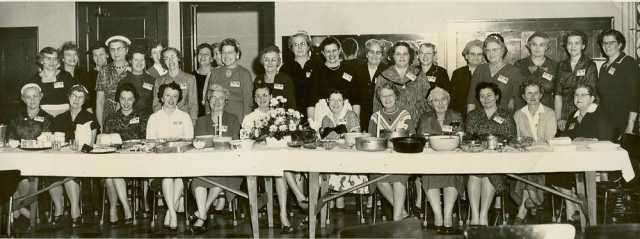 Black and white photograph of dDistrict Farm Bureau Women’s Workshop during Red River Valley Winter Shows, 1959. 