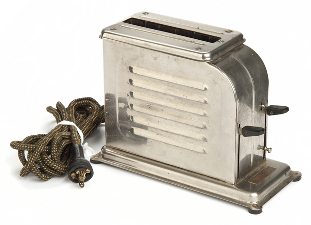 Toastmaster manufactured in 1921