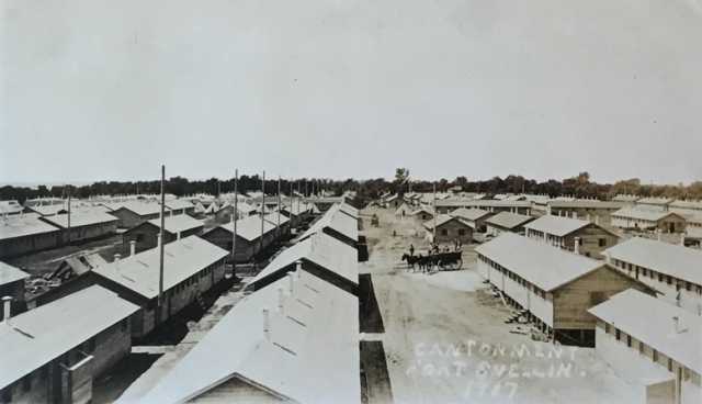 Black and white photograph of cantonments at Fort Snelling, 1917.