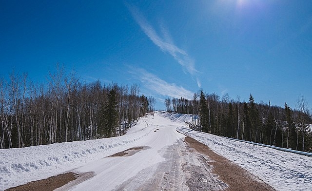 Road to Armstrong Bay