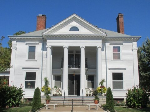 Color image of the Susan Welch House designed in 1894, at 785 Dayton Ave., St. Paul. Photograph by Paul Nelson, September 26, 2014. 