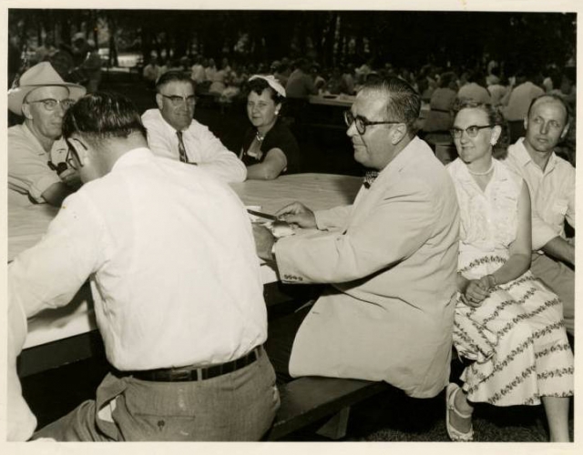 Flax Day picnic, 1947