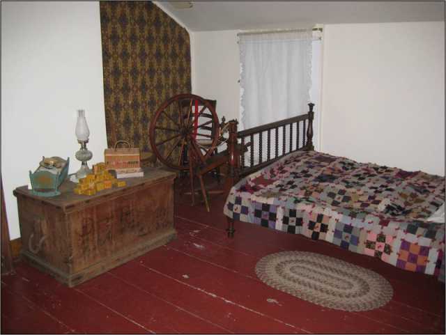 Boarder's room in the Ames-Florida_Stork House