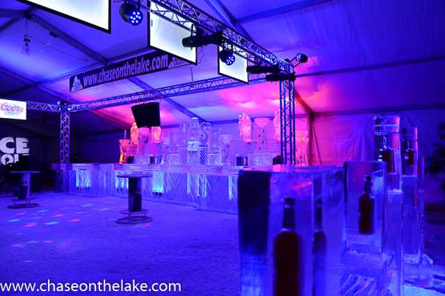 The Chase on the Lake Ice Bar at the International Eelpout Festival, 2017. Photo by Josh Stokes. 