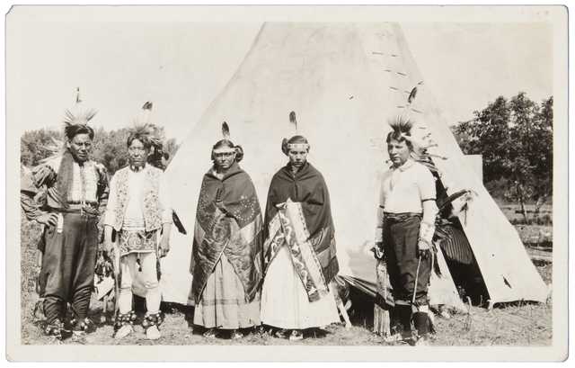 Photograph of a group of Santee Dakota taken at Prairie Island c.1915.