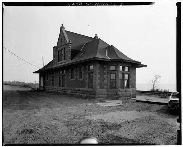 View of west rear, looking east - Endion Passenger Depot, 1504 South Street, Duluth, St. Louis County, MN