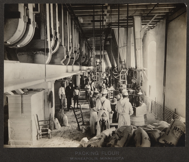 Packing floor of Pillsbury-Washburn Company 