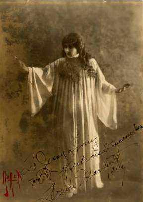 Black and white studio portrait of Florence Macbeth, 1917. 
