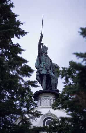 Color image of the Hermann Monument, New Ulm, 2001.  