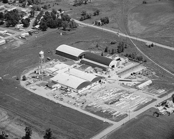 Black and white aerial photograph of the Weyehaeuser Company, Albert Lea, MN, 1972.
