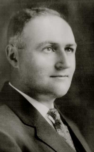 Black and white photograph of Dr. Henry Schmidt, ca. 1918.