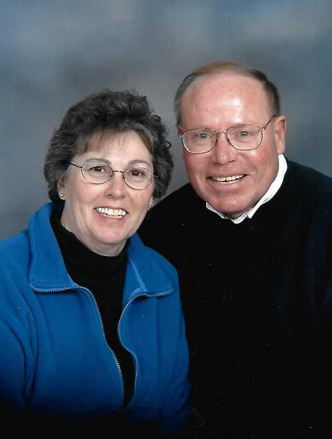 Color image of Jeff and Jeanie Hiller, ca. 2000.