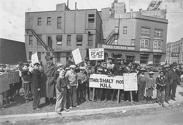 Black and white photograph of a peace demonstration, Minneapolis, 1936.