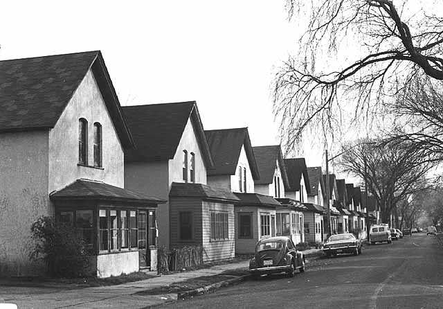 Black and white photograph of Milwaukee Avenue, 1974.