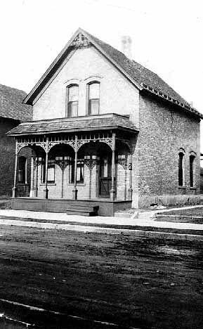 Black and white photograph of 2107 S Milwaukee Avenue, c.1910.