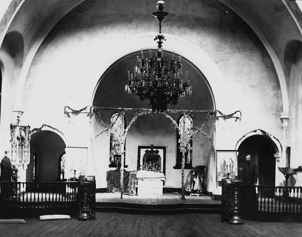 Black and white photograph of the interior of the sanctuary in St. Mary’s Orthodox Cathedral, Minneapolis before decoration, 1905.