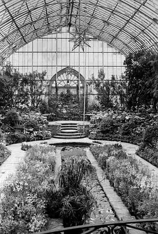 Black and white photograph of the Sunken Garden interior, 1940.