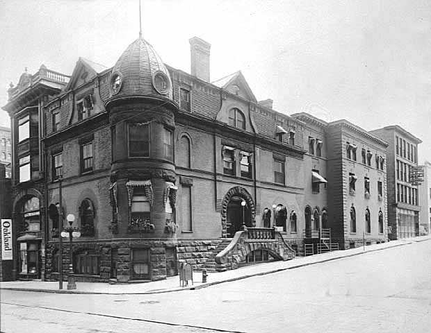 Black and white photograph of the Minnesota Club at Fourth and Cedar Streets, St. Paul, c.1914.