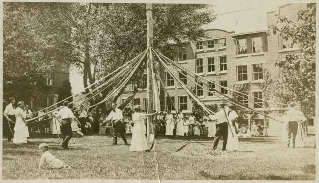 Photograph of May Day Celebration at Macalester, 1915