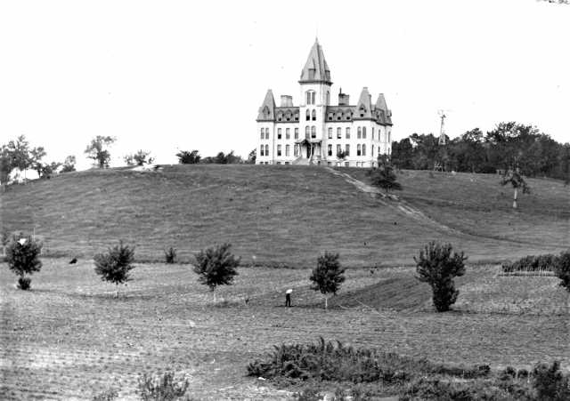 Old Main, St. Olaf College, Northfield, ca. 1890. Photographer: Ole G. Felland. Used with the permission of St. Olaf College Archives.
