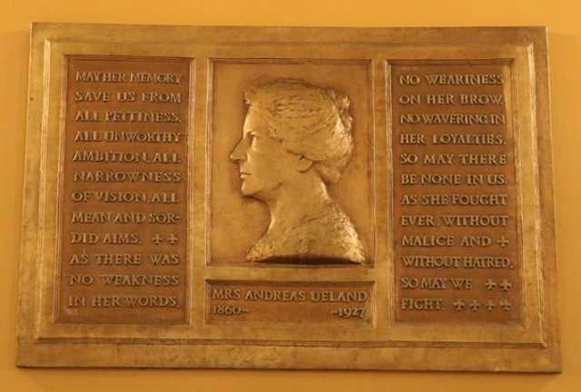 Photograph of A plaque honoring Clara Ueland at the Minnesota State Capitol (1927).