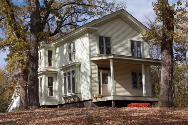 Color image of the Harrington-Merrill House, 2011.