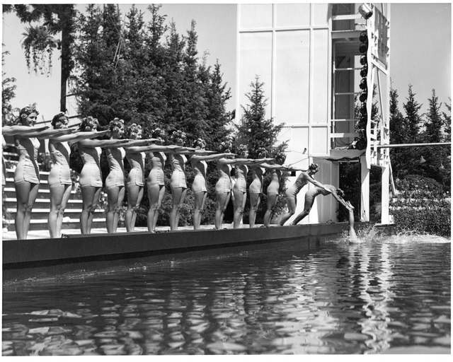 Minneapolis Aquatennial Aqua Follies, 1952