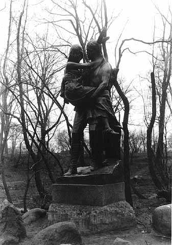 Hiawatha statue and tablet, Minnehaha Park, Minneapolis