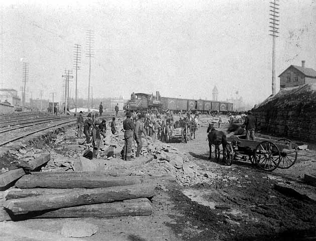 Extending Soo Line tracks, Minneapolis