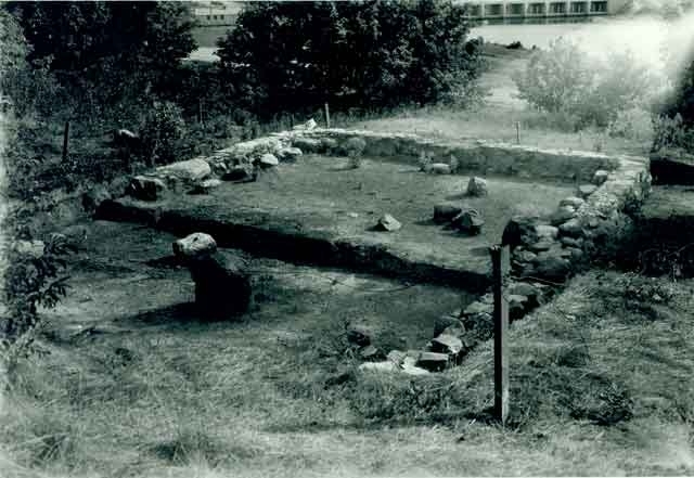 Excavation of Lac qui Parle Mission