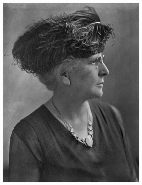 Black and white photograph of Clara H. Ueland, 1918.