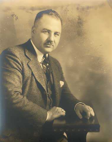 Black and white photograph of Melvin J. Maas, 1925. 