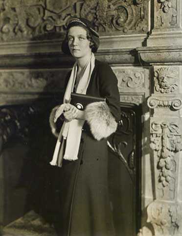 Black and white photograph of Mary L. Griggs, daughter of Theodore and Mary Griggs, 1931. Photographed by Kenneth M. Wright Studios