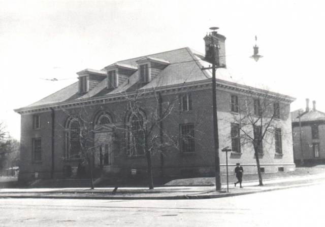 Black and white photograph of the Anoka Post Office, located on the south-east corner of Main Street and Third Avenue, undated.