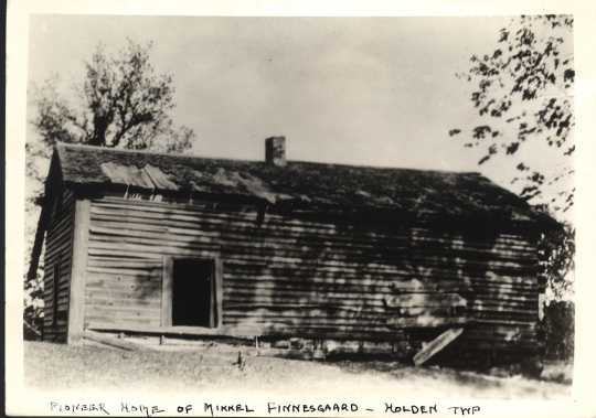 Black and white photograph of Finnegaard pioneer home, Holden.