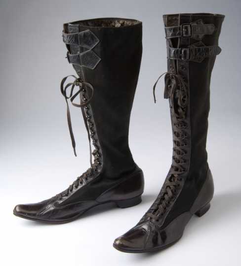 Woman's bicycle boots