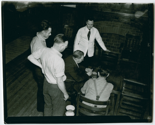 Men playing cards at Willmar State Hospital