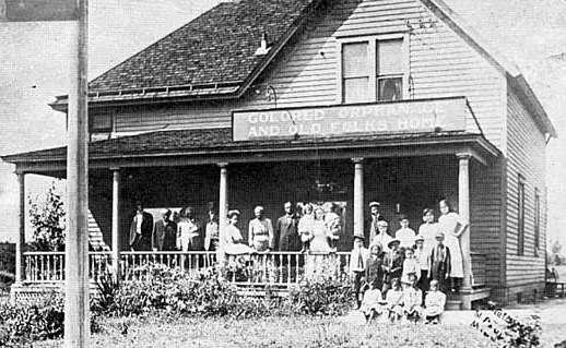 Black and white photograph of the Crispus Attucks Orphanage and Old Folks Home at 1537 Randolph Avenue in St. Paul, c.1910.