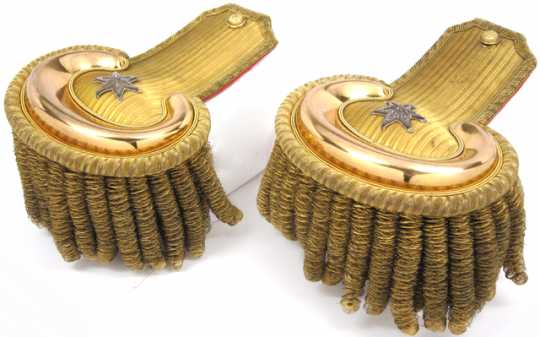 Color image of United States Army officer's epaulettes worn by Brigadier General Henry H. Sibley, 1863.