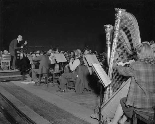 Dmitri Mitropoulos rehearsing the Minneapolis Symphony, 1948
