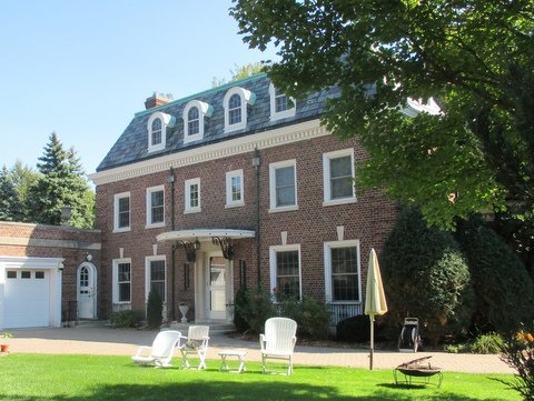 Color image of the William Lang House, 6 Crocus Hill, St. Paul built in 1935. This was Clarence Johnston’s last-known house. Photograph by Paul Nelson, September 26, 2014.