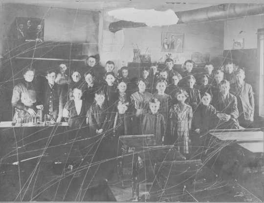 Photograph of the interior of Mud Lake School (District #33) in rural Watertown taken during the late 1880s. Photograph Collection, Carver County Historical Society, Waconia.
